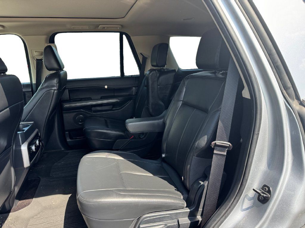 Certified 2022 Ford Expedition XLT RWD image 18
