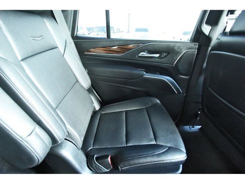 Certified 2024 Cadillac Escalade Luxury image 11