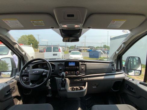 Used 2025 Ford Transit 250 Low Roof w/ Exterior Upgrade Package RWD image 31