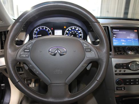Used 2012 INFINITI G37 Journey w/ Premium Pkg RWD image 10