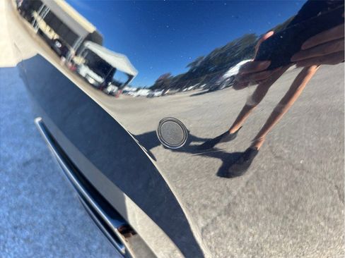 Used 2019 BMW 740i w/ M Sport Package image 14