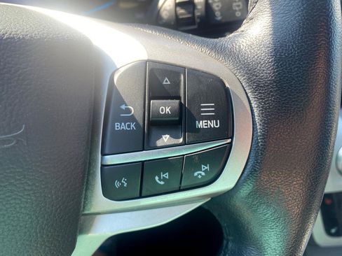 Used 2021 Ford Explorer XLT w/ Equipment Group 202A image 16