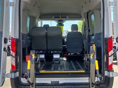 Used 2019 Ford Transit 150 XL image 2