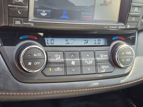 Used 2018 Toyota RAV4 SE w/ Advanced Technology Package AWD/4WD image 19
