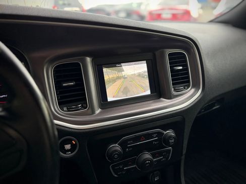 Used 2020 Dodge Charger SXT image 15