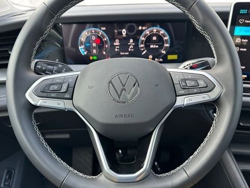 New 2026 Volkswagen Tiguan SE image 41