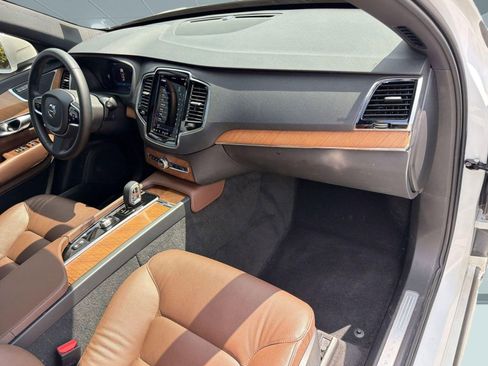 Used 2024 Volvo XC90 B6 Plus w/ Protection Package Premier image 29