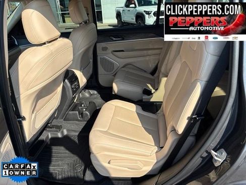 Used 2022 Jeep Grand Cherokee L Limited RWD image 13
