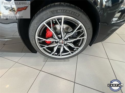 Used 2024 Chevrolet Corvette Stingray Premium Cpe w/ Z51 Performance Package image 29
