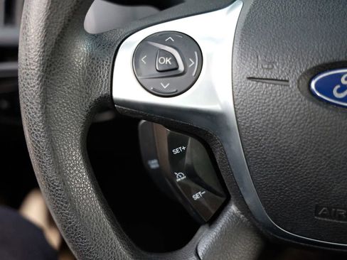 Used 2012 Ford Focus SE FWD image 25