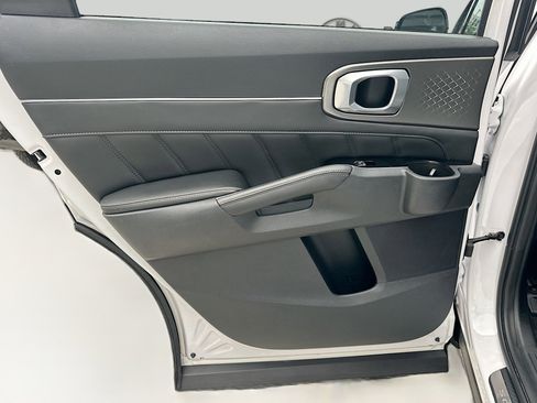 Used 2022 Kia Sorento SX AWD/4WD image 22