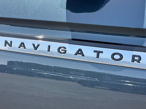 New 2026 Lincoln Navigator L Reserve AWD/4WD image 27