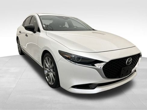 Used 2022 MAZDA MAZDA3 s image 8
