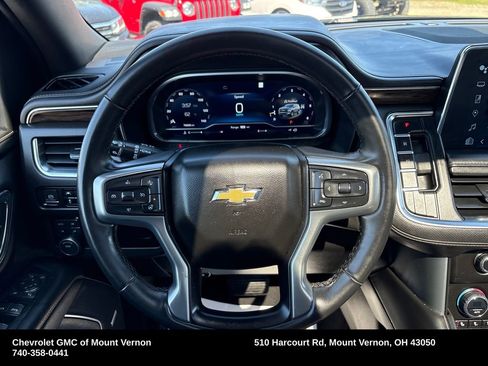 Used 2023 Chevrolet Suburban Premier AWD/4WD image 18