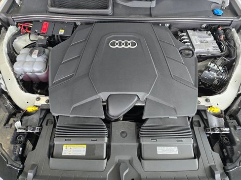 Used 2025 Audi Q7 3.0T Premium Plus image 10