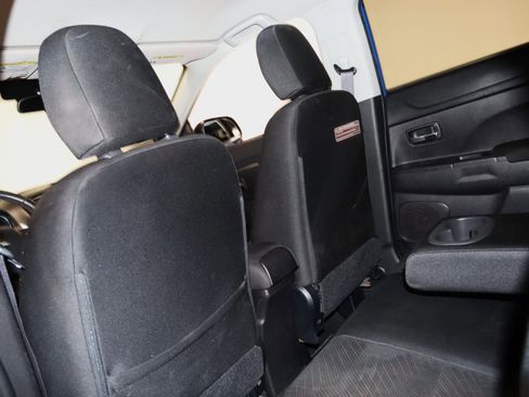 Used 2015 Mitsubishi Outlander Sport SE image 43