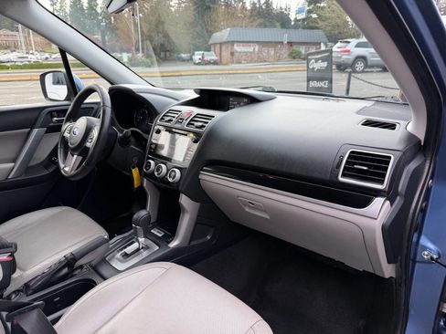 Used 2017 Subaru Forester 2.5i Limited w/ Protection Package #2 AWD/4WD image 21