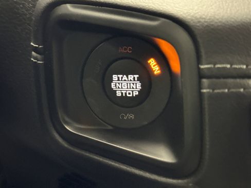 Used 2024 Jeep Wrangler Unlimited Sahara w/ Technology Group image 20