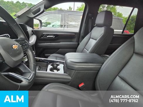 Used 2025 Chevrolet Tahoe LT AWD/4WD image 5