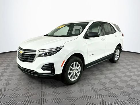 Used 2024 Chevrolet Equinox LS w/ LS Convenience Package AWD/4WD image 5