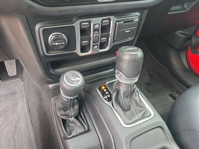 Used 2025 Jeep Gladiator Sport AWD/4WD image 14