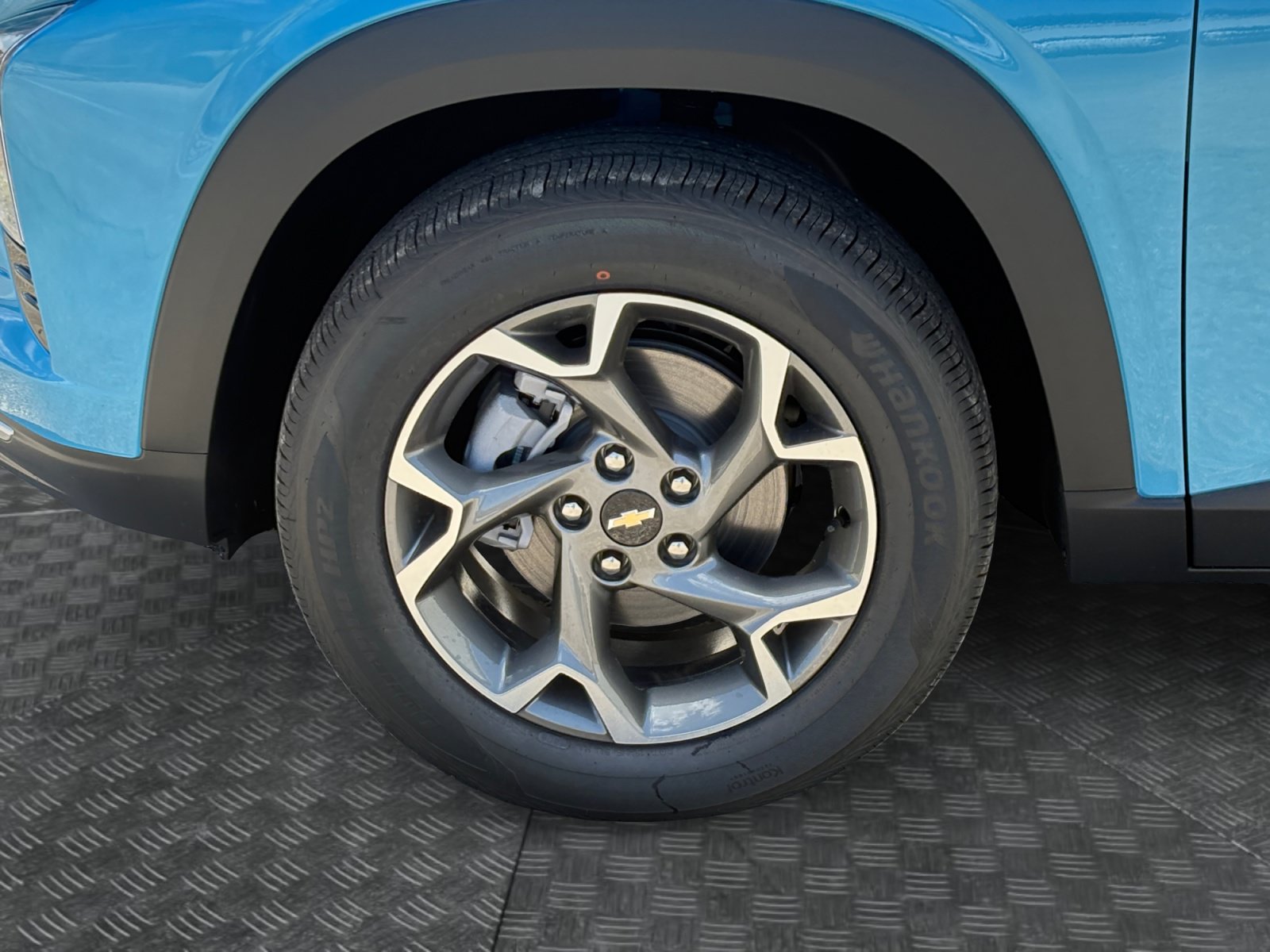 New 2026 Chevrolet Trax LT w/ Driver Confidence Package FWD image 10