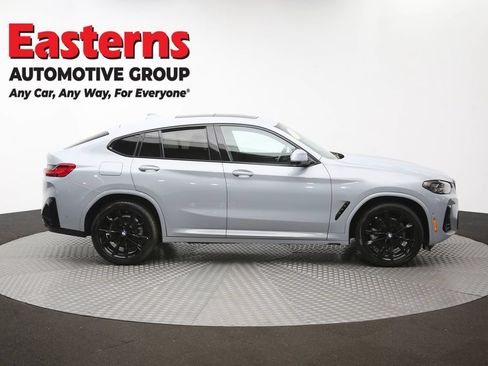 Used 2023 BMW X4 xDrive30i w/ M Sport Package AWD/4WD image 47