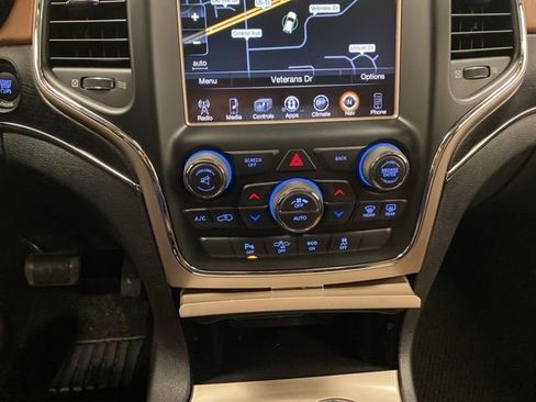 Used 2015 Jeep Grand Cherokee Summit w/ Platinum Series Group image 14