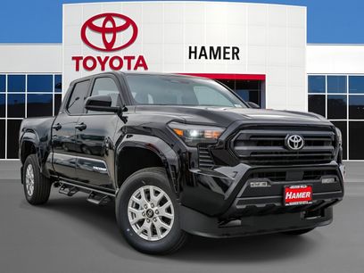 New 2025 Toyota Tacoma SR5