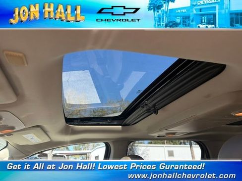 Used 2013 GMC Acadia Denali image 21