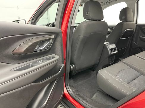 Used 2023 GMC Terrain SLE FWD image 33
