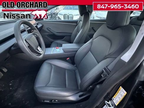 Used 2025 Tesla Model 3 Long Range image 10