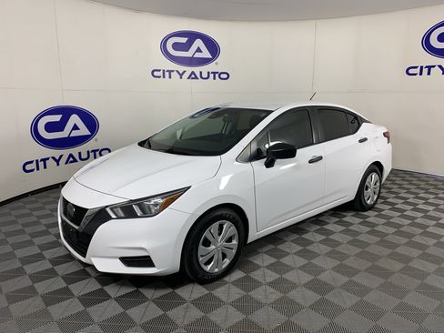 Used 2022 Nissan Versa S FWD image 7
