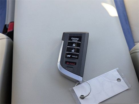 Certified 2025 Acura ADX A-Spec image 32