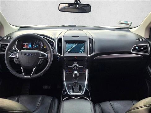Used 2018 Ford Edge Titanium w/ Equipment Group 301A image 15