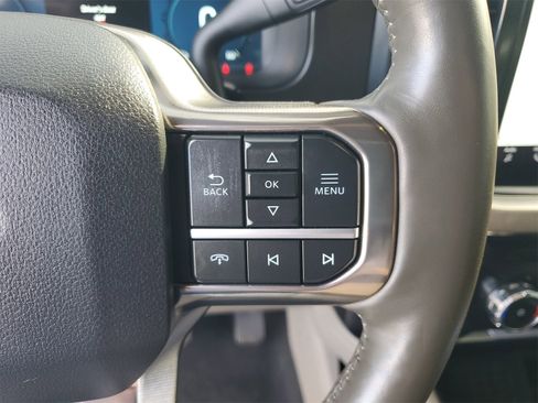 Certified 2025 Ford F250 Platinum w/ Platinum Plus Package image 21