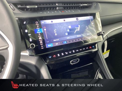 New 2026 Jeep Grand Cherokee Altitude image 6