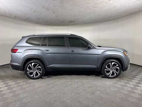 Used 2022 Volkswagen Atlas SEL AWD/4WD image 4