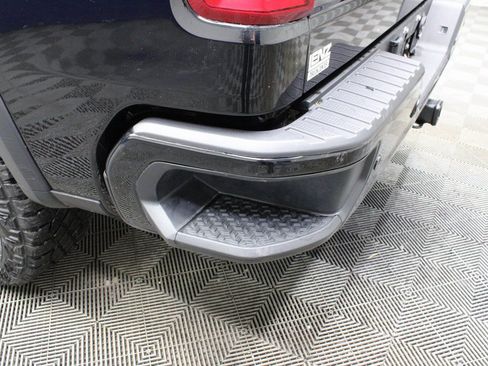 Used 2023 Chevrolet Silverado 1500 ZR2 w/ Technology Package image 51