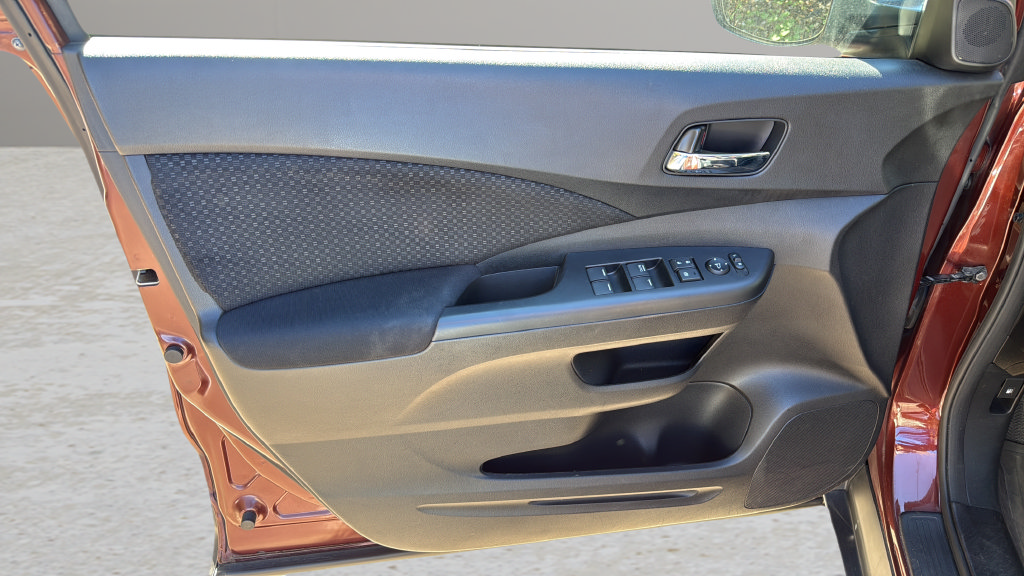 Used 2015 Honda CR-V EX image 10