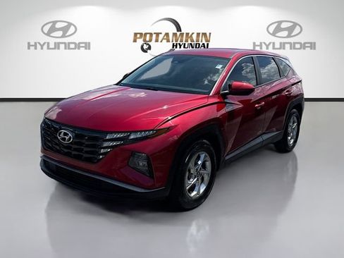 Used 2024 Hyundai Tucson SE FWD image 1