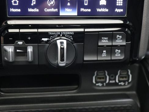 Used 2023 RAM 1500 Big Horn AWD/4WD image 26