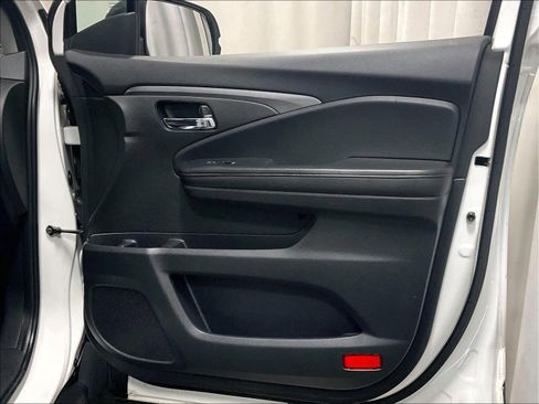 Used 2021 Honda Pilot Black Edition image 12