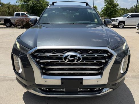 Used 2020 Hyundai Palisade Limited FWD image 2