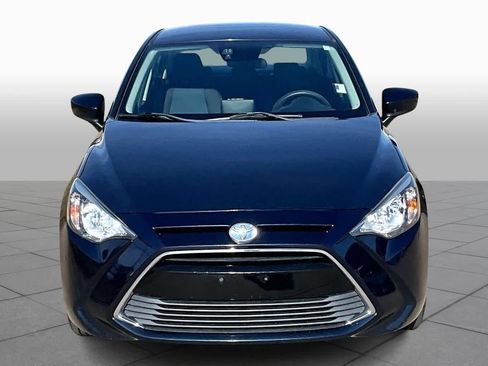 Used 2018 Toyota Yaris iA image 3