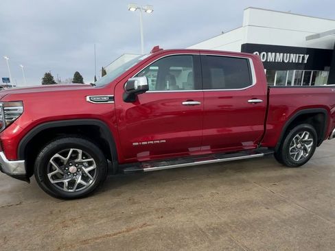 Used 2025 GMC Sierra 1500 SLT w/ SLT Premium Plus Package image 4