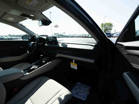 New 2025 Honda Accord LX image 25