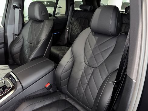 New 2026 BMW X5 xDrive50e image 24