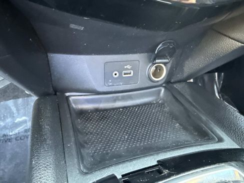 Certified 2019 Nissan Rogue SV image 29