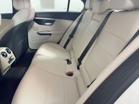 Used 2023 Mercedes-Benz C 300 Sedan image 44